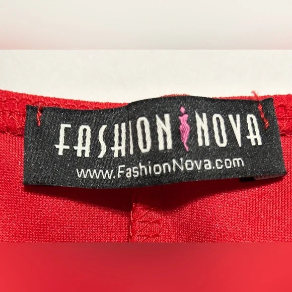 Fashion Nova 2 piece red skirt & crop top set - Picture 2 of 2